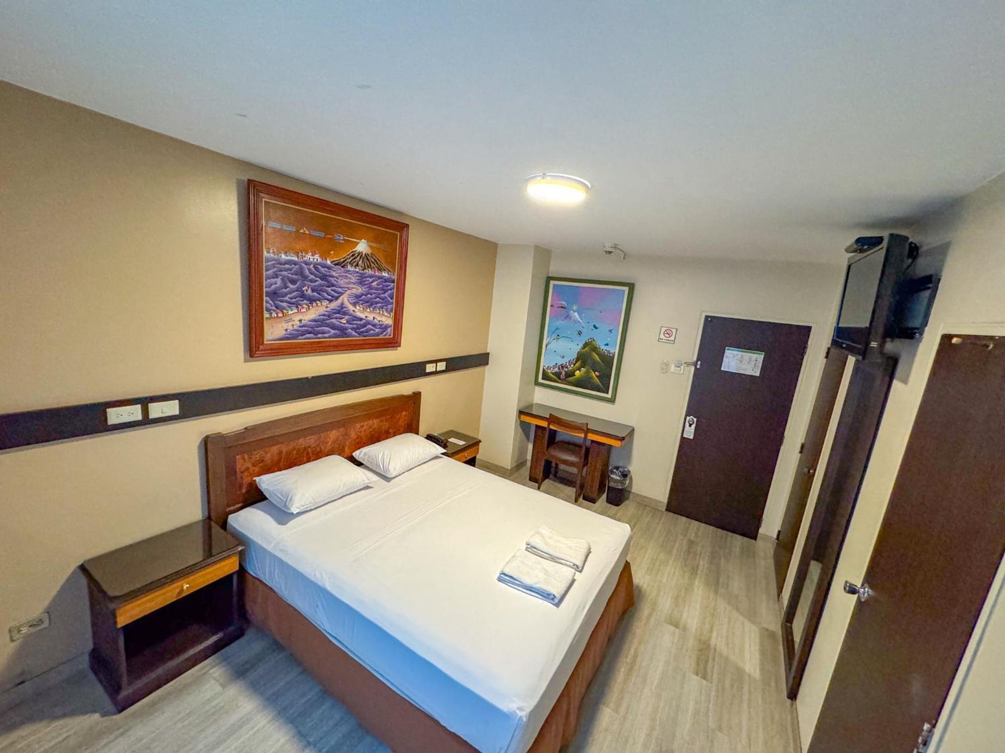 Gh Alexander Hotel Guayaquil Exterior photo